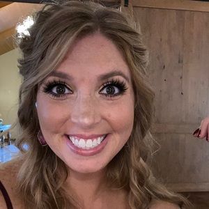 Meet your Posher, Jacy